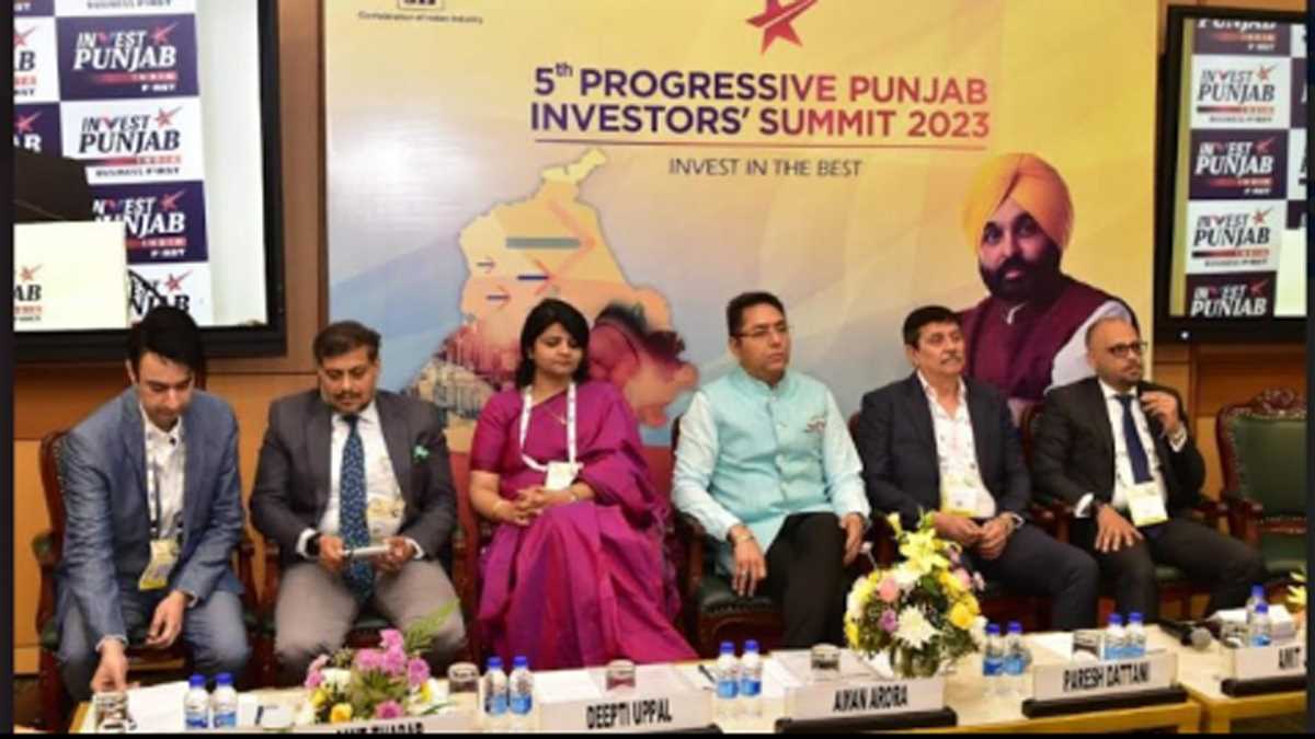 उद्योगपति निवेश का इरादा बनाएं, सरकार सहयोग के लिए तैयार : अरोड़ा